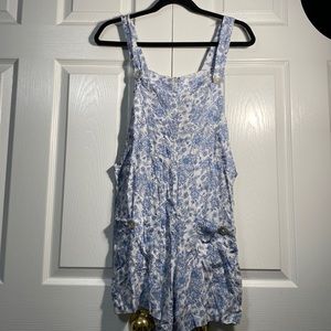 Women’s floral romper overall